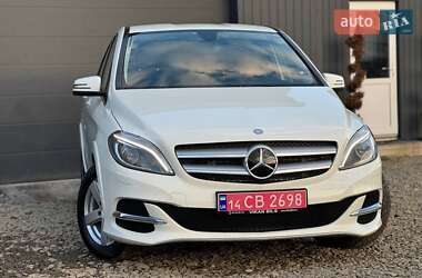 Хэтчбек Mercedes-Benz B-Class 2015 в 