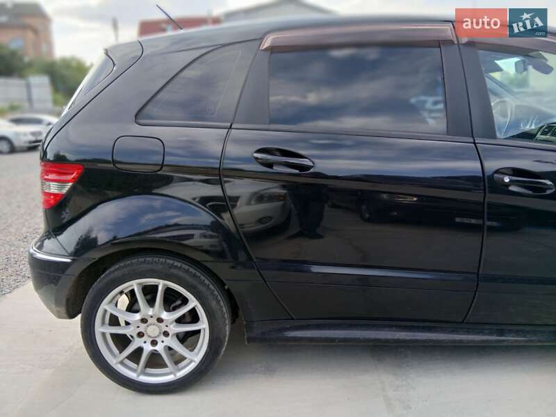 Хэтчбек Mercedes-Benz B-Class 2011 в Киеве