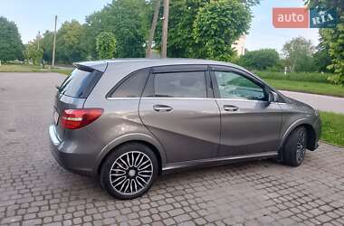 Хэтчбек Mercedes-Benz B-Class 2015 в 