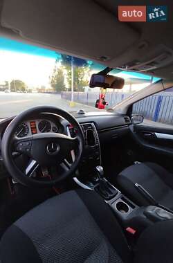 Хэтчбек Mercedes-Benz B-Class 2005 в 