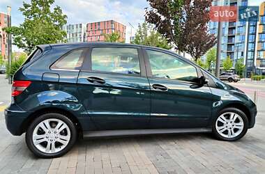 Хэтчбек Mercedes-Benz B-Class 2006 в 