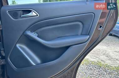 Хетчбек Mercedes-Benz B-Class 2017 в 