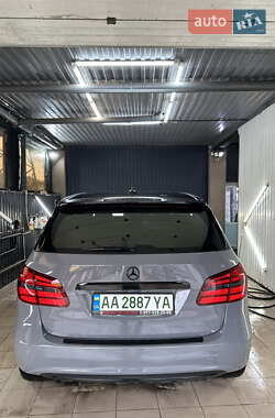 Хэтчбек Mercedes-Benz B-Class 2015 в 