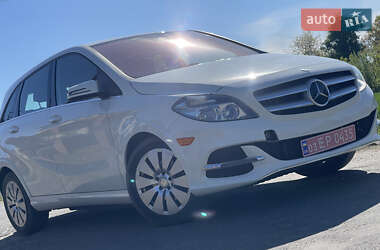 Хетчбек Mercedes-Benz B-Class 2017 в 