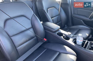 Хетчбек Mercedes-Benz B-Class 2017 в 