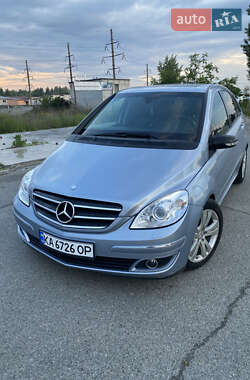 Хэтчбек Mercedes-Benz B-Class 2005 в 