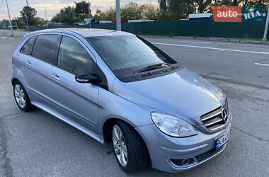 Хэтчбек Mercedes-Benz B-Class 2005 в 