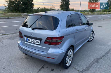 Хэтчбек Mercedes-Benz B-Class 2005 в 