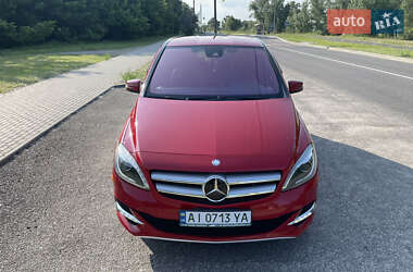Хэтчбек Mercedes-Benz B-Class 2016 в 