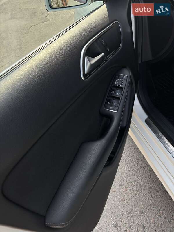 Хэтчбек Mercedes-Benz B-Class 2017 в Ровно