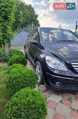 Хэтчбек Mercedes-Benz B-Class 2006 в 