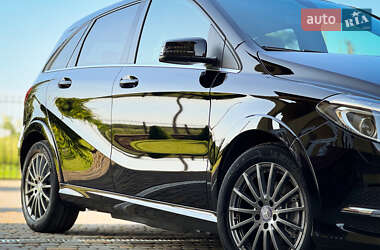 Хэтчбек Mercedes-Benz B-Class 2015 в 