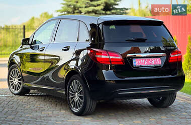 Хэтчбек Mercedes-Benz B-Class 2015 в 