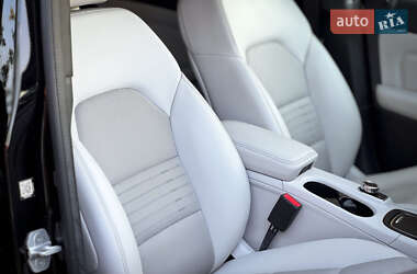 Хэтчбек Mercedes-Benz B-Class 2015 в 