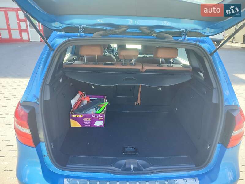 Хэтчбек Mercedes-Benz B-Class 2014 в Львове