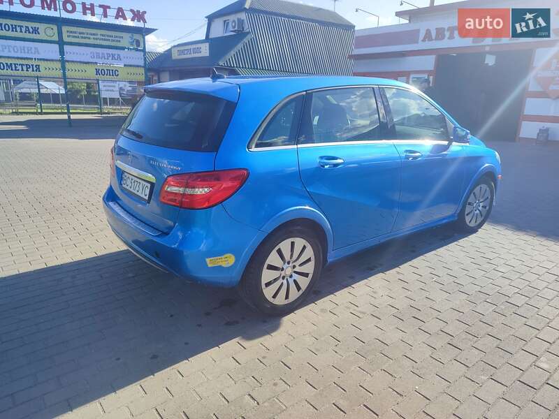 Хэтчбек Mercedes-Benz B-Class 2014 в Львове