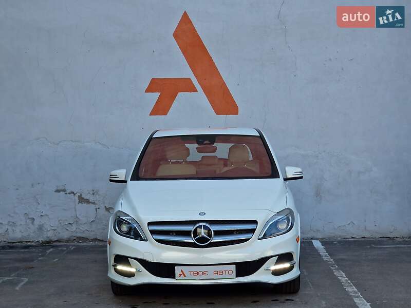 Хэтчбек Mercedes-Benz B-Class 2015 в Одессе фото 2 Хэтчбек Mercedes-Benz B-Class 2015 в Одессе