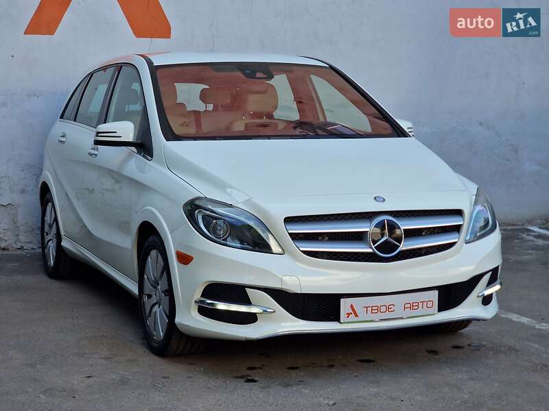 Хэтчбек Mercedes-Benz B-Class 2015 в Одессе фото 6 Хэтчбек Mercedes-Benz B-Class 2015 в Одессе