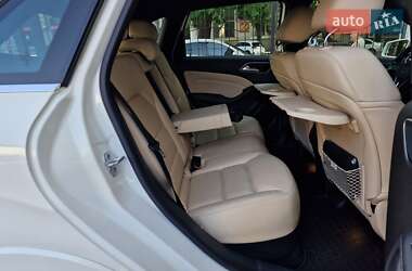 Хэтчбек Mercedes-Benz B-Class 2015 в 