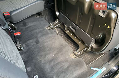 Хэтчбек Mercedes-Benz B-Class 2010 в 