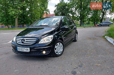 Хэтчбек Mercedes-Benz B-Class 2006 в 