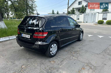 Хэтчбек Mercedes-Benz B-Class 2006 в 