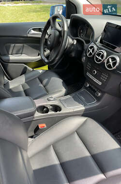 Хэтчбек Mercedes-Benz B-Class 2015 в 