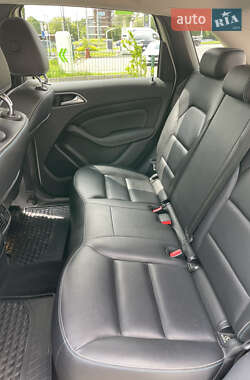 Хэтчбек Mercedes-Benz B-Class 2015 в 
