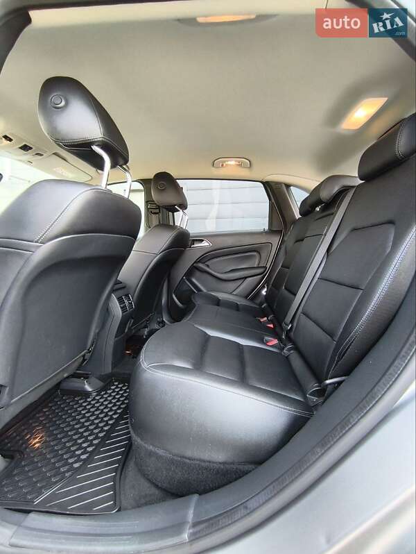 Хэтчбек Mercedes-Benz B-Class 2017 в Киеве