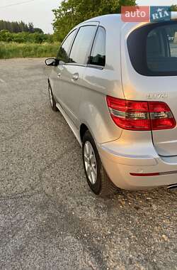Хэтчбек Mercedes-Benz B-Class 2007 в 
