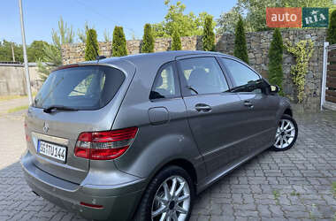 Хэтчбек Mercedes-Benz B-Class 2007 в 