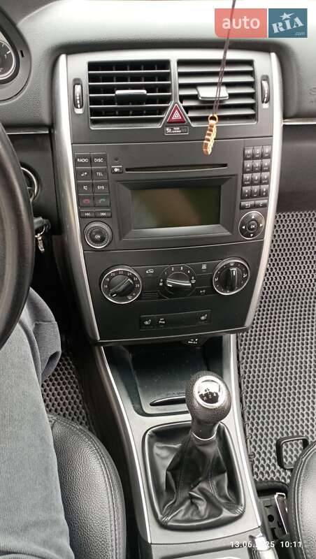 Хетчбек Mercedes-Benz B-Class 2010 в Городку