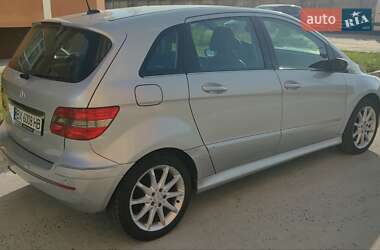 Хэтчбек Mercedes-Benz B-Class 2007 в 