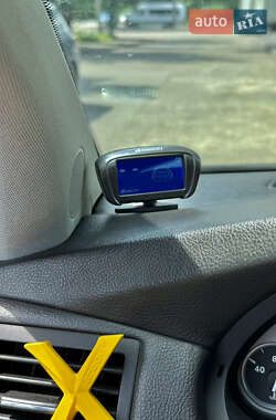 Хетчбек Mercedes-Benz B-Class 2011 в 