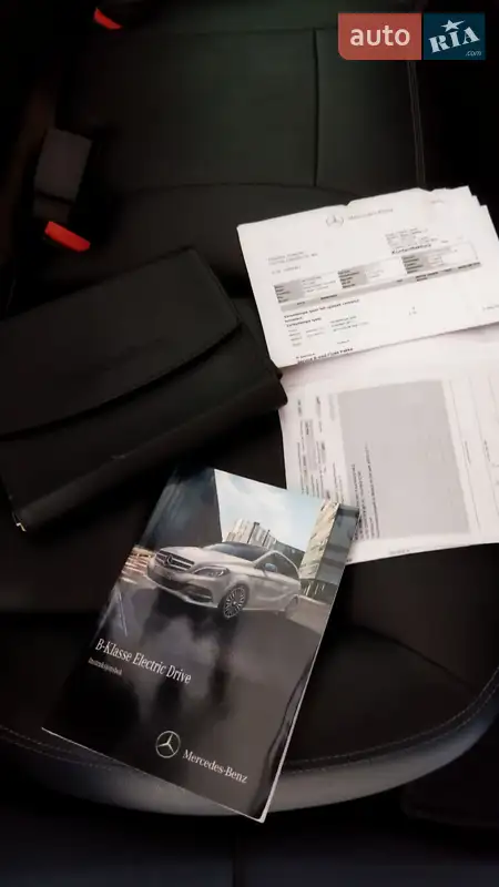 Хэтчбек Mercedes-Benz B-Class 2016 в Киеве документ