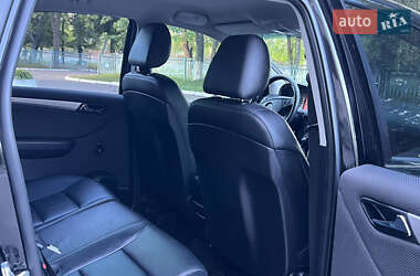 Хэтчбек Mercedes-Benz B-Class 2010 в 
