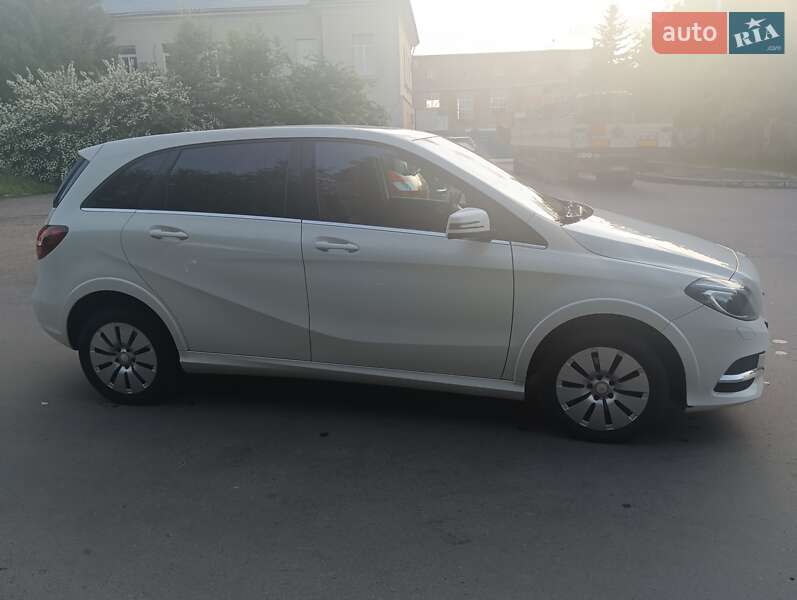 Хетчбек Mercedes-Benz B-Class 2016 в Львові