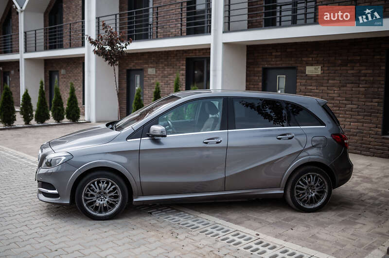 Хетчбек Mercedes-Benz B-Class 2016 в Чернівцях