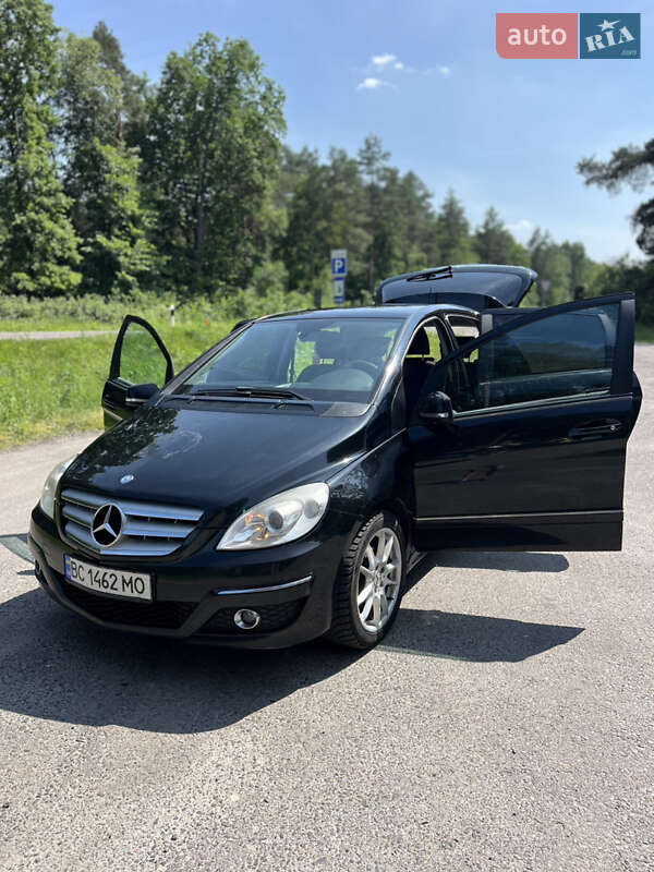 Хэтчбек Mercedes-Benz B-Class 2011 в Львове