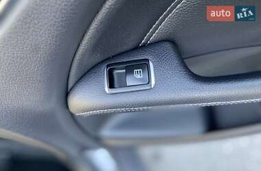 Хэтчбек Mercedes-Benz B-Class 2017 в 