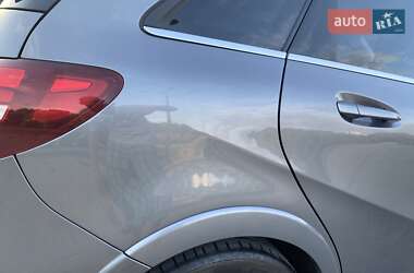 Хэтчбек Mercedes-Benz B-Class 2017 в 