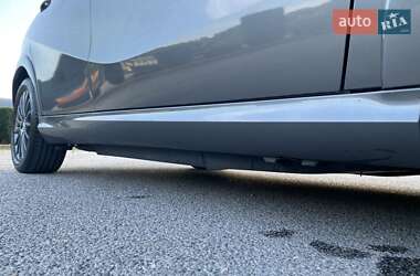 Хэтчбек Mercedes-Benz B-Class 2017 в 