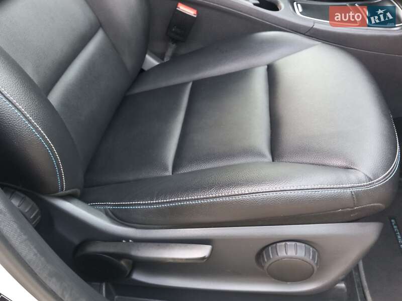 Хетчбек Mercedes-Benz B-Class 2015 в Луцьку
