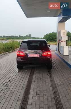 Хэтчбек Mercedes-Benz B-Class 2016 в 