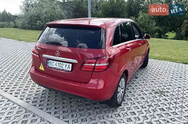 Хэтчбек Mercedes-Benz B-Class 2015 в 