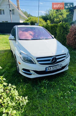 Хетчбек Mercedes-Benz B-Class 2016 в Києві