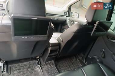 Хэтчбек Mercedes-Benz B-Class 2009 в 