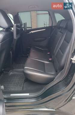 Хэтчбек Mercedes-Benz B-Class 2009 в 