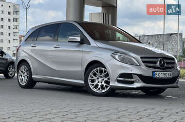 Хэтчбек Mercedes-Benz B-Class 2016 в 