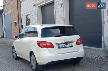 Хэтчбек Mercedes-Benz B-Class 2017 в 